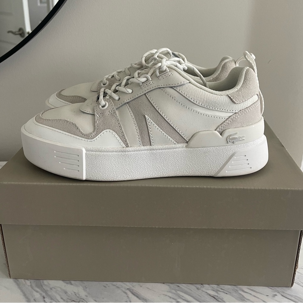 Lacoste Women's L002 Leather Sneakers - 6.5 - Picture 2 of 6